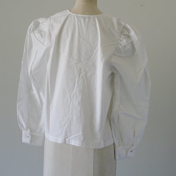 NWOT  White Bavarian Style Blouse - Picture 5 of 7